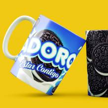 Taza personalizable con diseño de galletas oreo