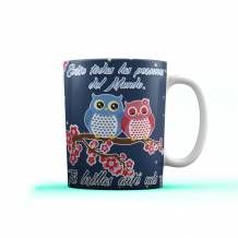 Taza personalizable con diseño de búhos